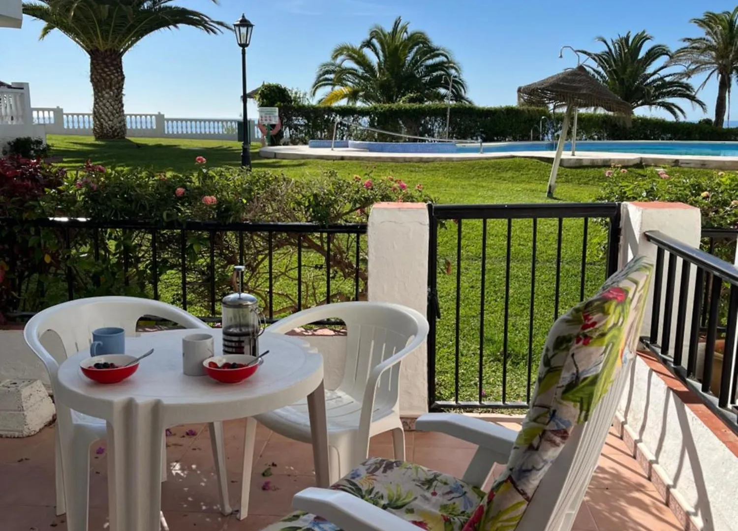 Sea&pool view garden apartment Las Palmeras Nerja 0*,  España